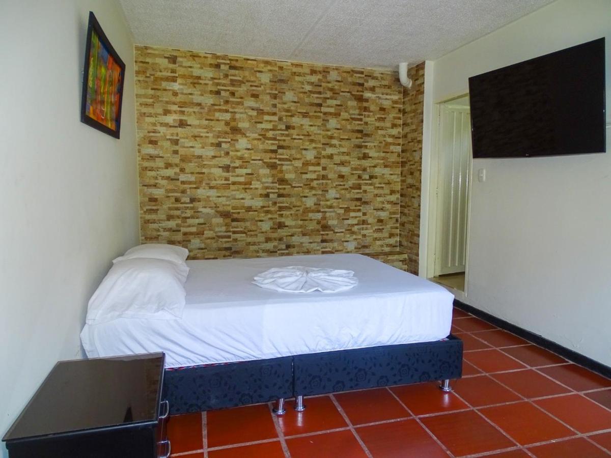 Hotel Villa De Rauzan Melgar Kültér fotó