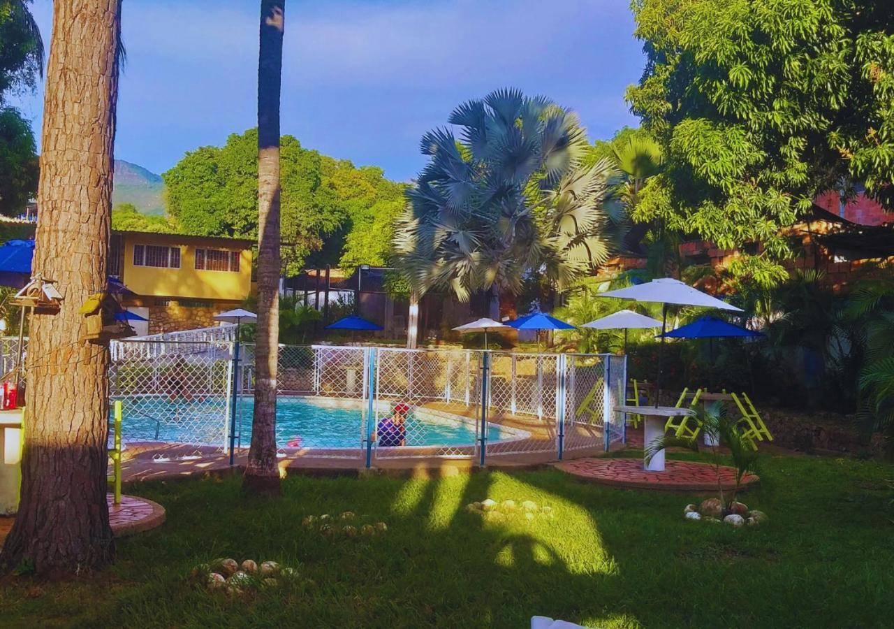 Hotel Villa De Rauzan Melgar Kültér fotó